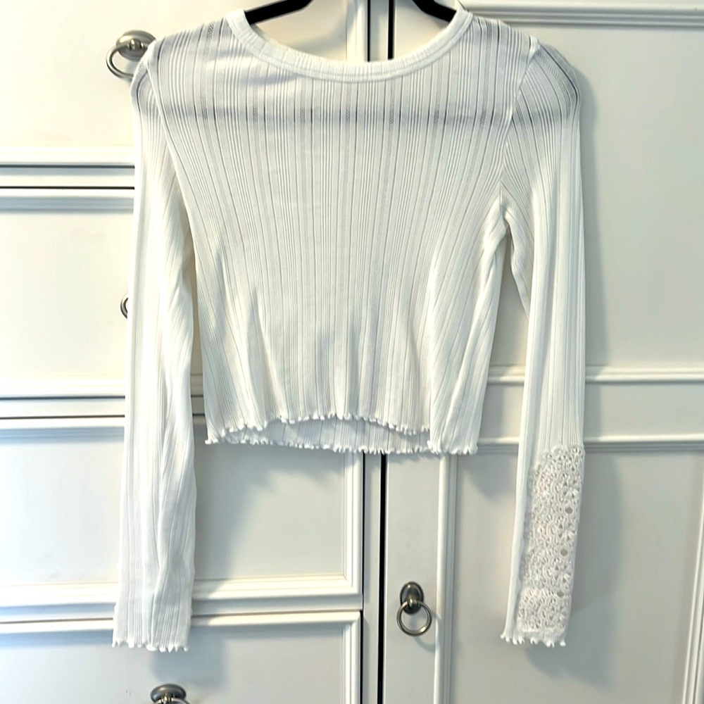 AE white cropped top